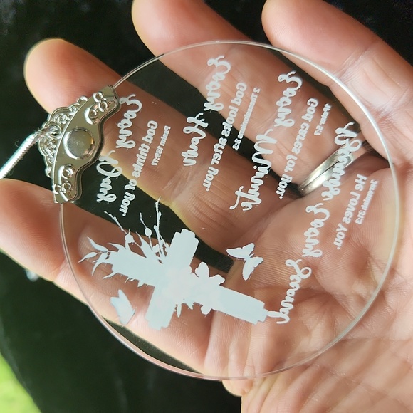 Religious ☆ Christian ☆ Keepsake Glass Gift ☆ God loves you ☆ Suncatcher ☆ Glass - Picture 7 of 12